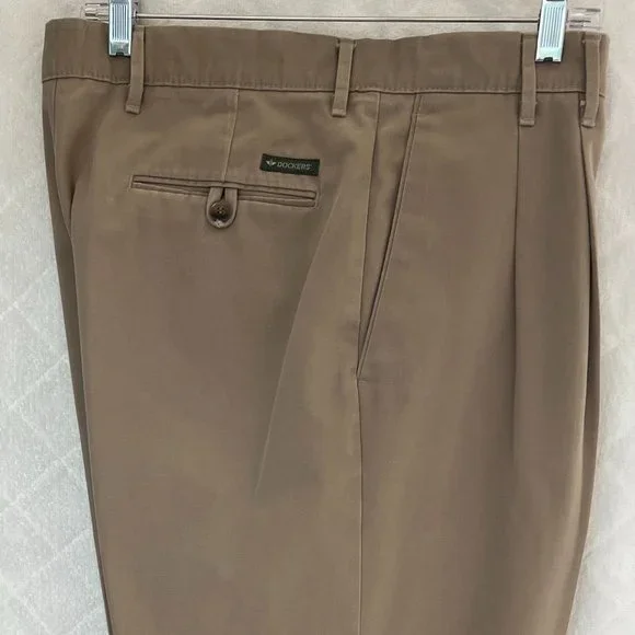 Pantalon Workday Khaki Slim Fit Pants 36272-0104 Dockers® Ho | Envío gratis